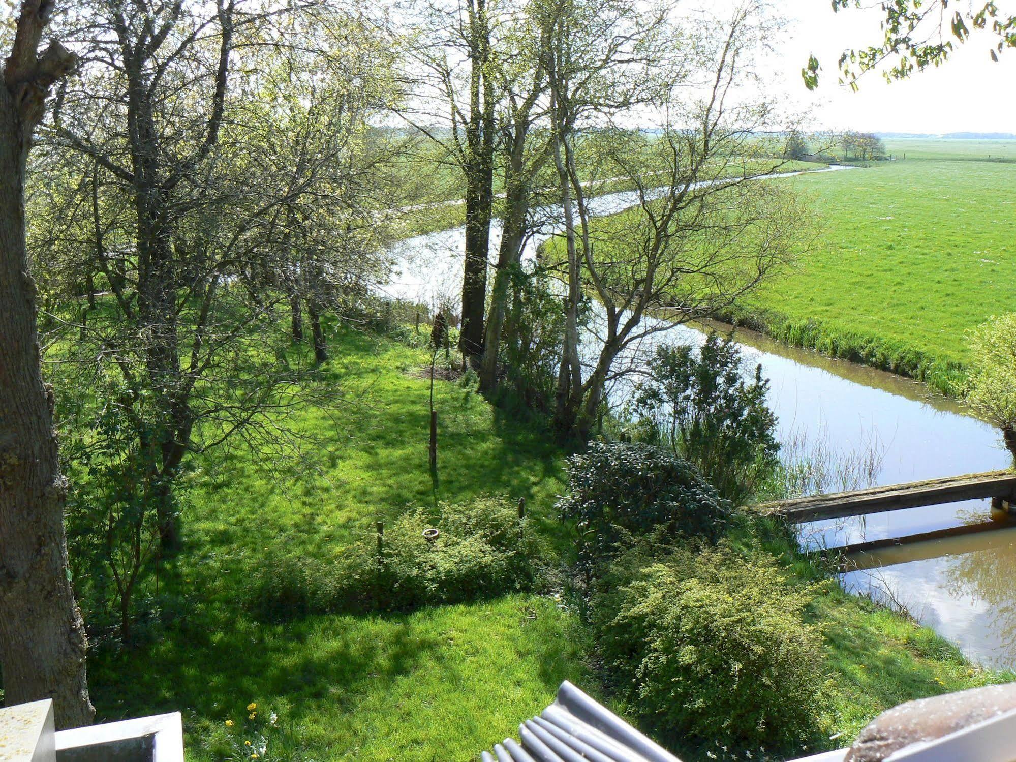 Groningen Buiten B&B Zuidhorn Екстер'єр фото